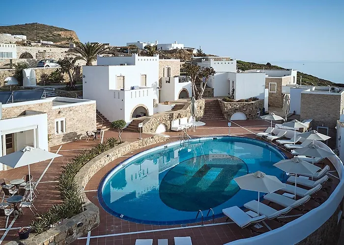 فندق Naxos Magic Village 3*