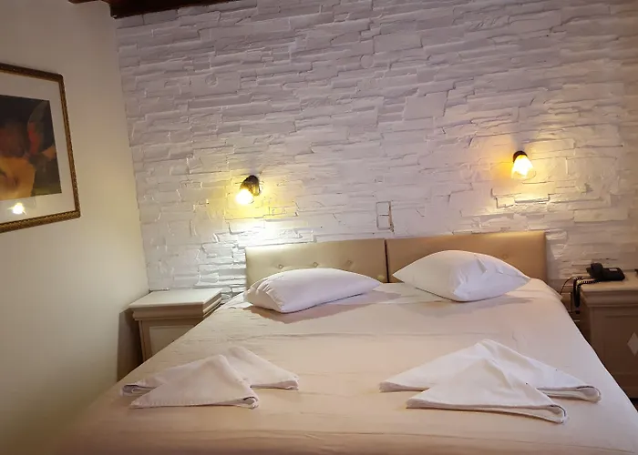 Naxos Magic Village فندق 3*