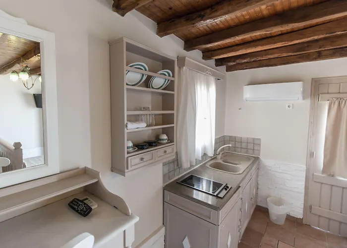 Naxos Magic Village ستيليدا