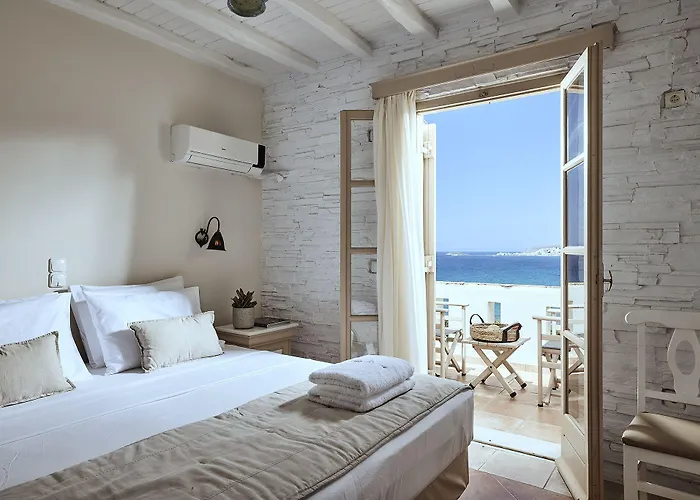 فندق Naxos Magic Village 3*