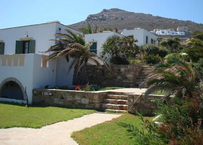 فندق Naxos Magic Village 3*