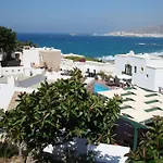 Naxos Magic Village מלון